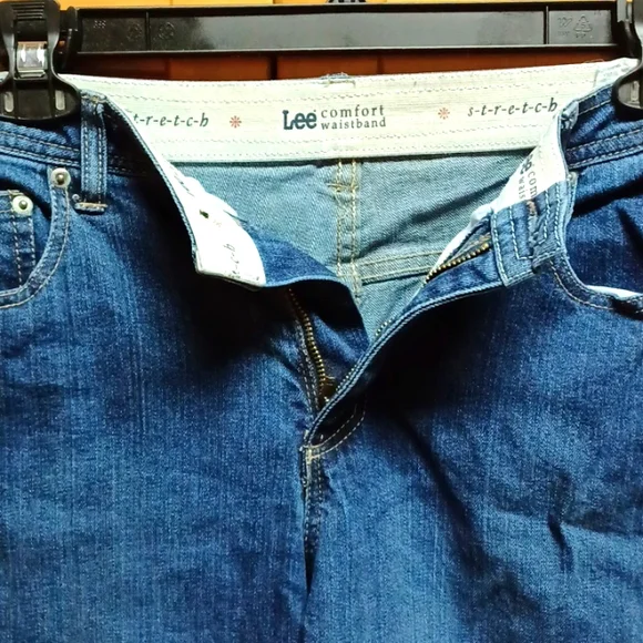 Lee Jeans - Picture 3 of 6